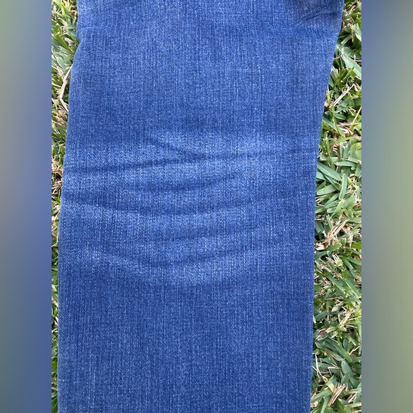 Seven for all mankind 5 pocket distressed denim - Picture 6 of 7